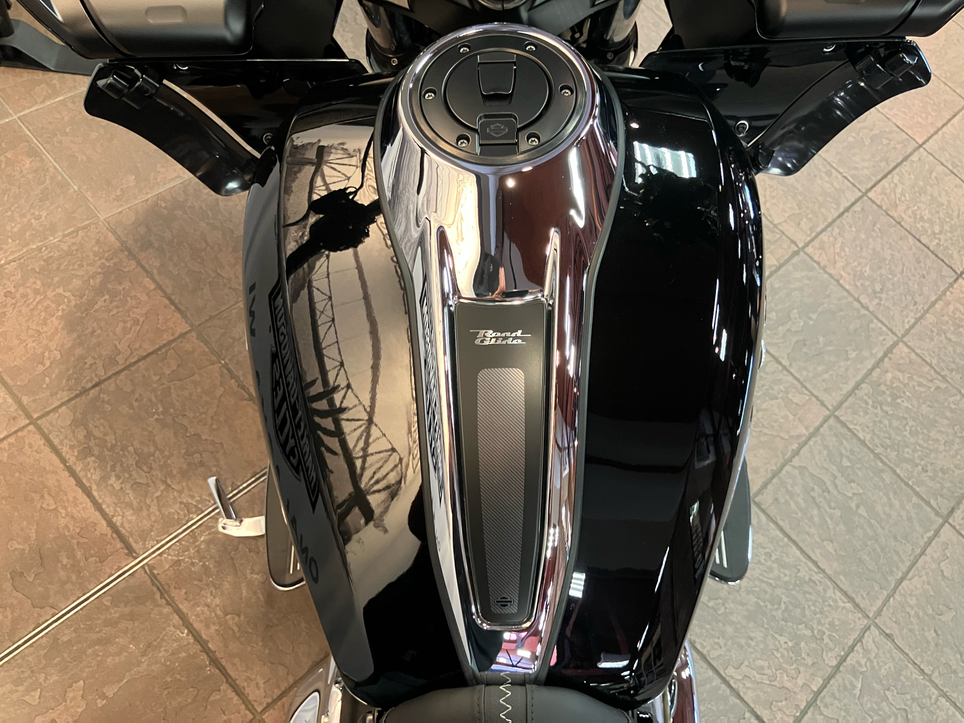 2024 Harley-Davidson Road Glide® in Onalaska, Wisconsin - Photo 19