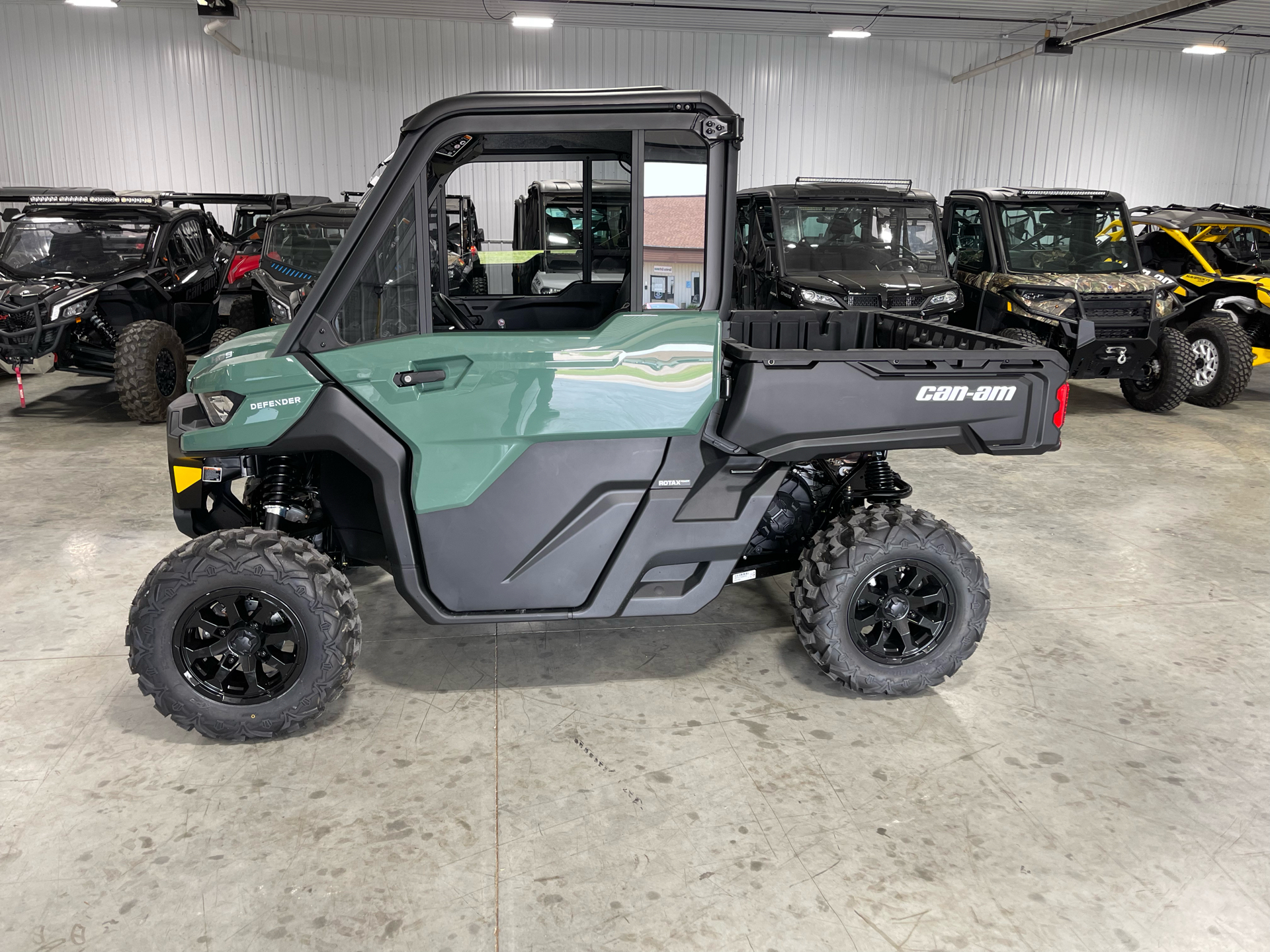 2025 Can-Am Defender DPS CAB in Waukon, Iowa - Photo 1