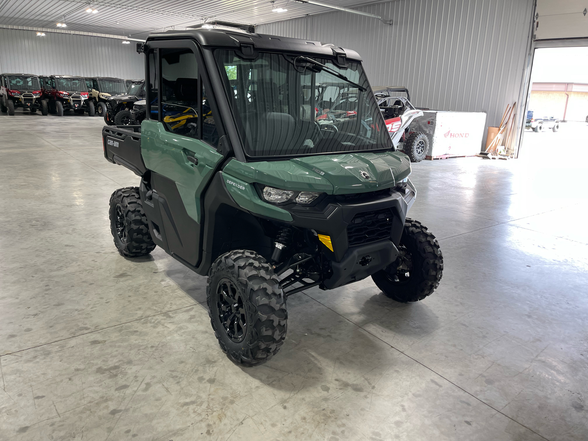 2025 Can-Am Defender DPS CAB in Waukon, Iowa - Photo 4