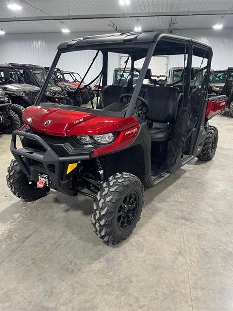 2024 Can-Am Defender MAX XT HD10 in Waukon, Iowa - Photo 2