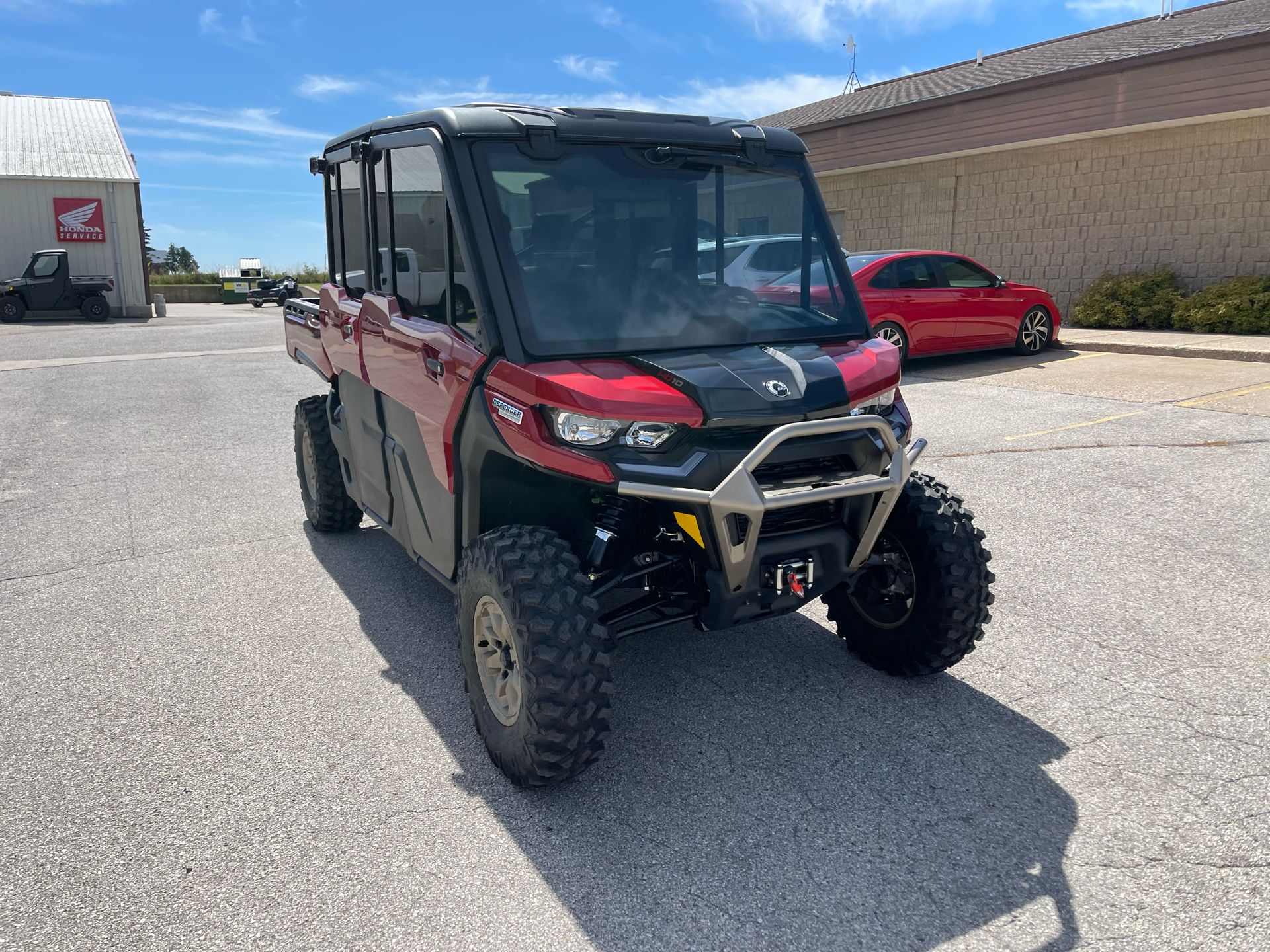 2025 Can-Am Defender MAX Limited in Waukon, Iowa - Photo 4