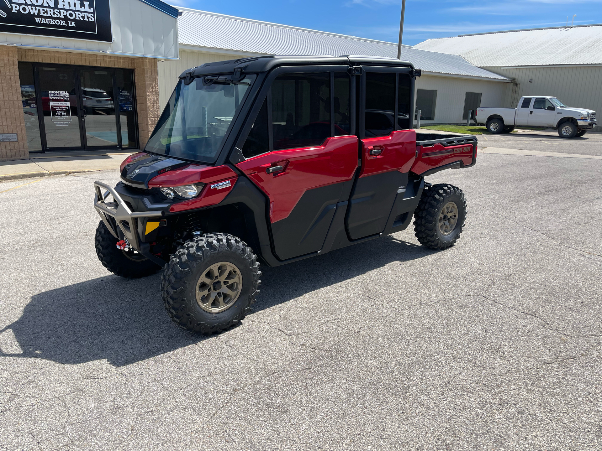 2025 Can-Am Defender MAX Limited in Waukon, Iowa - Photo 2