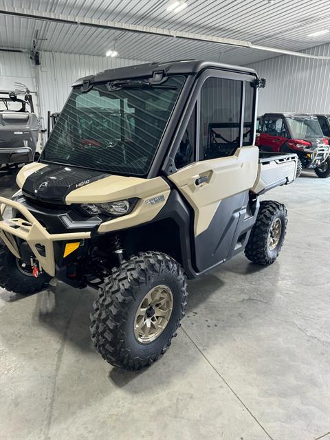 2025 Can-Am Defender Limited in Waukon, Iowa - Photo 2