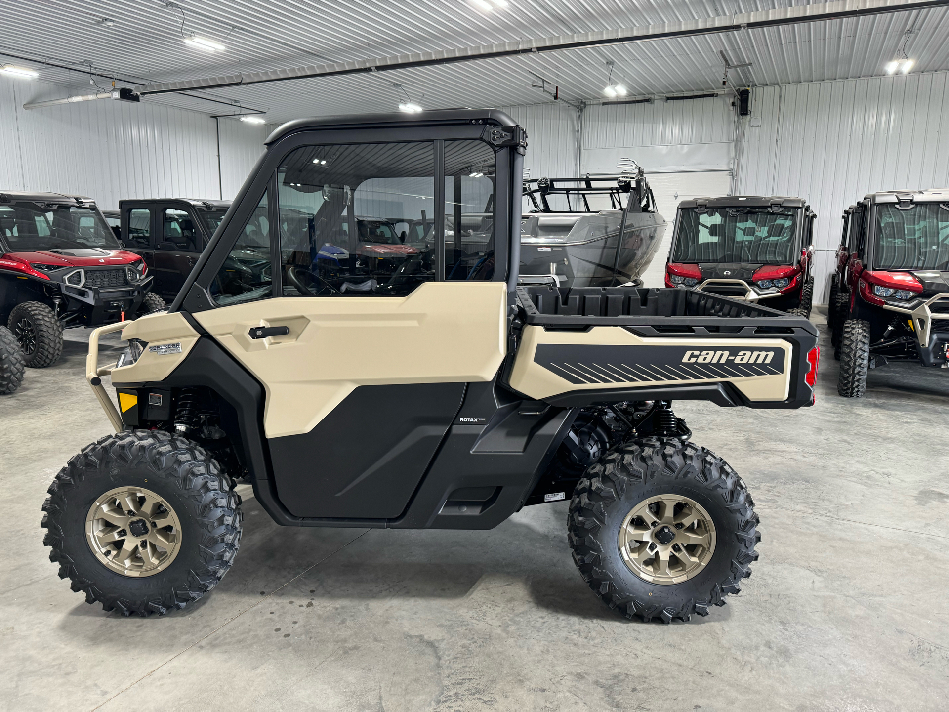 2025 Can-Am Defender Limited in Waukon, Iowa - Photo 1