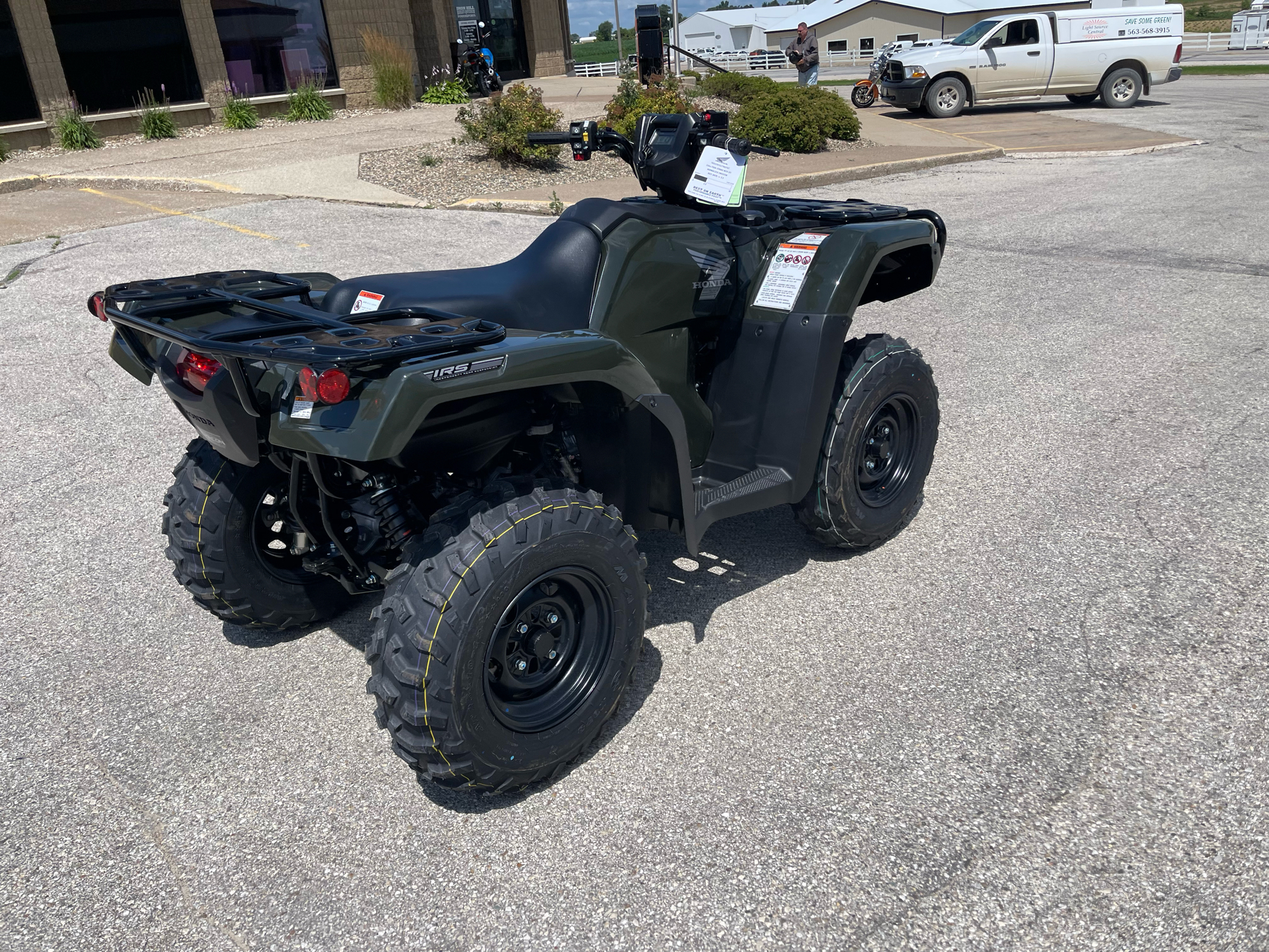 2024 Honda FourTrax Foreman Rubicon 4x4 Automatic DCT EPS Deluxe in Waukon, Iowa - Photo 8