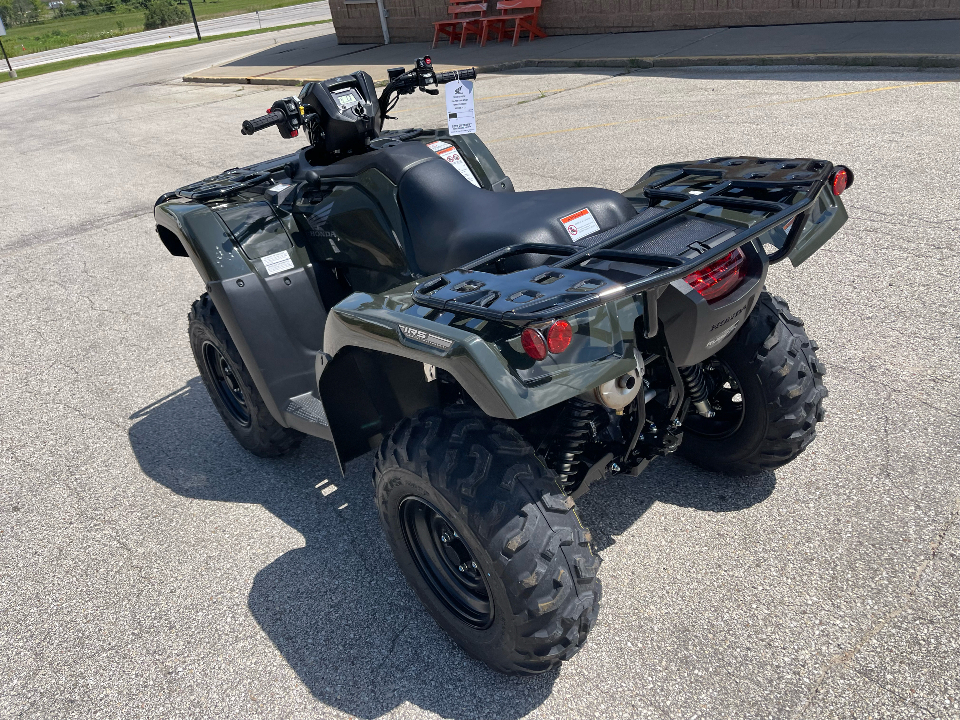 2024 Honda FourTrax Foreman Rubicon 4x4 Automatic DCT EPS Deluxe in Waukon, Iowa - Photo 11