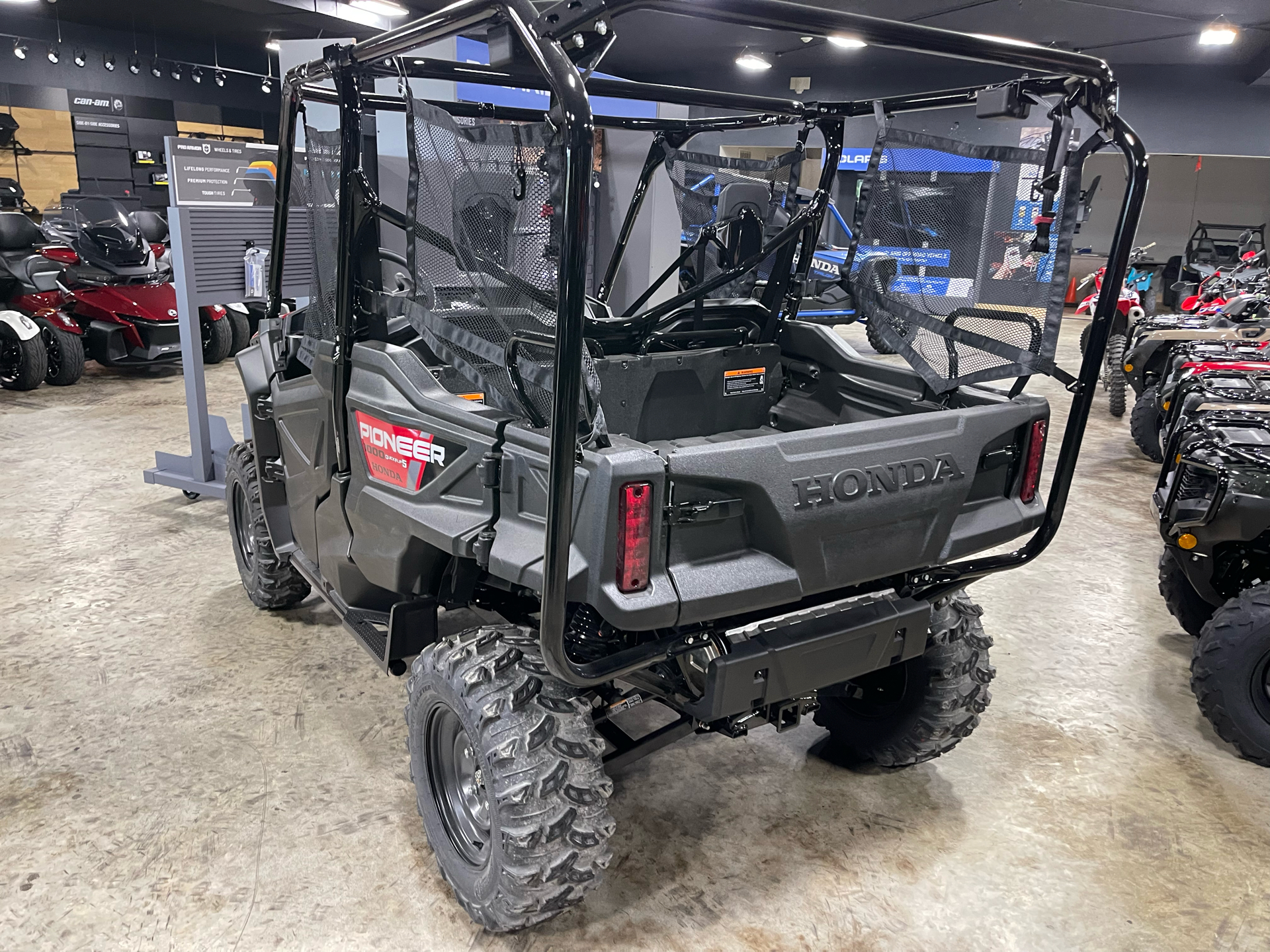 2024 Honda Pioneer 1000-5 in Waukon, Iowa - Photo 10