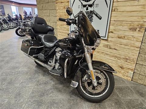 2017 Harley-Davidson Ultra Limited in Waukon, Iowa - Photo 3