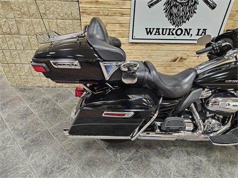 2017 Harley-Davidson Ultra Limited in Waukon, Iowa - Photo 6