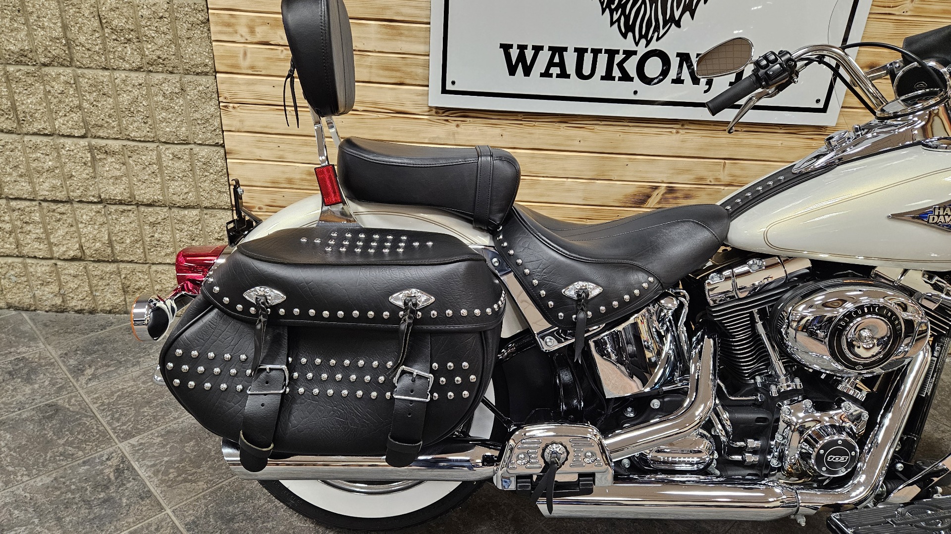 2014 Harley-Davidson Heritage Softail® Classic in Waukon, Iowa - Photo 7