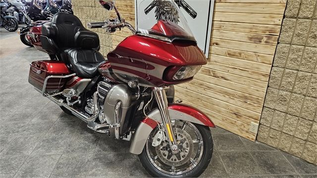 2016 Harley-Davidson CVO™ Road Glide™ Ultra in Waukon, Iowa - Photo 8