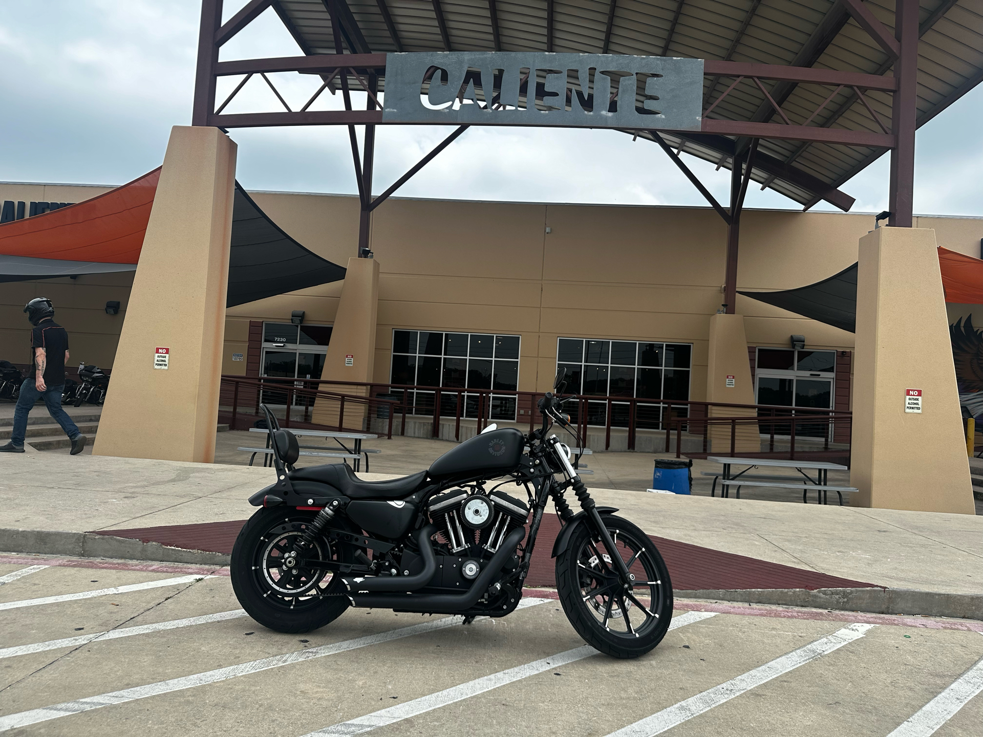 2019 Harley-Davidson Iron 883™ in San Antonio, Texas - Photo 2