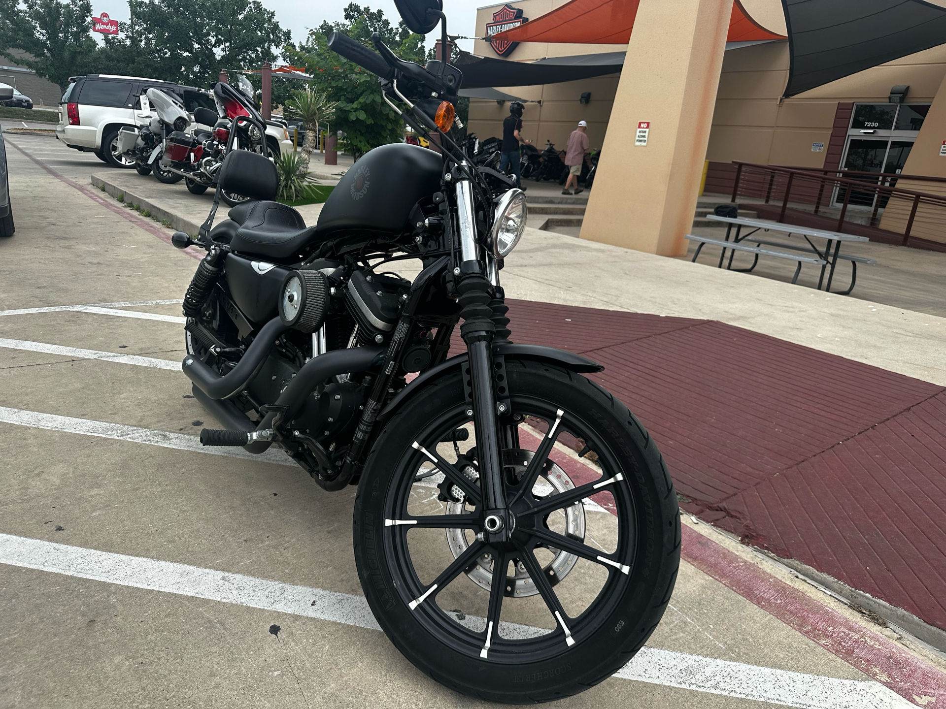2019 Harley-Davidson Iron 883™ in San Antonio, Texas - Photo 3