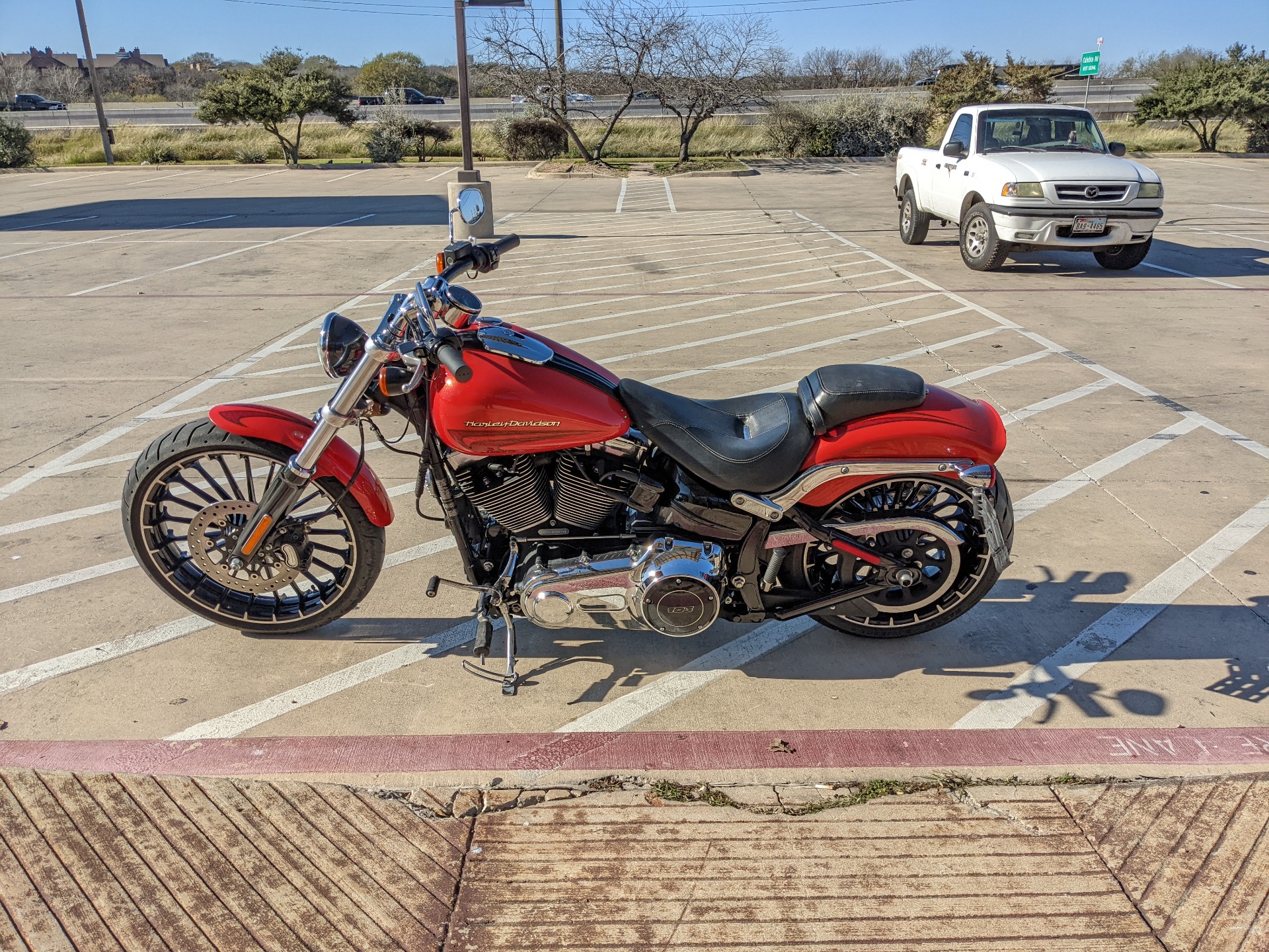 2017 Harley-Davidson Breakout® in San Antonio, Texas - Photo 5