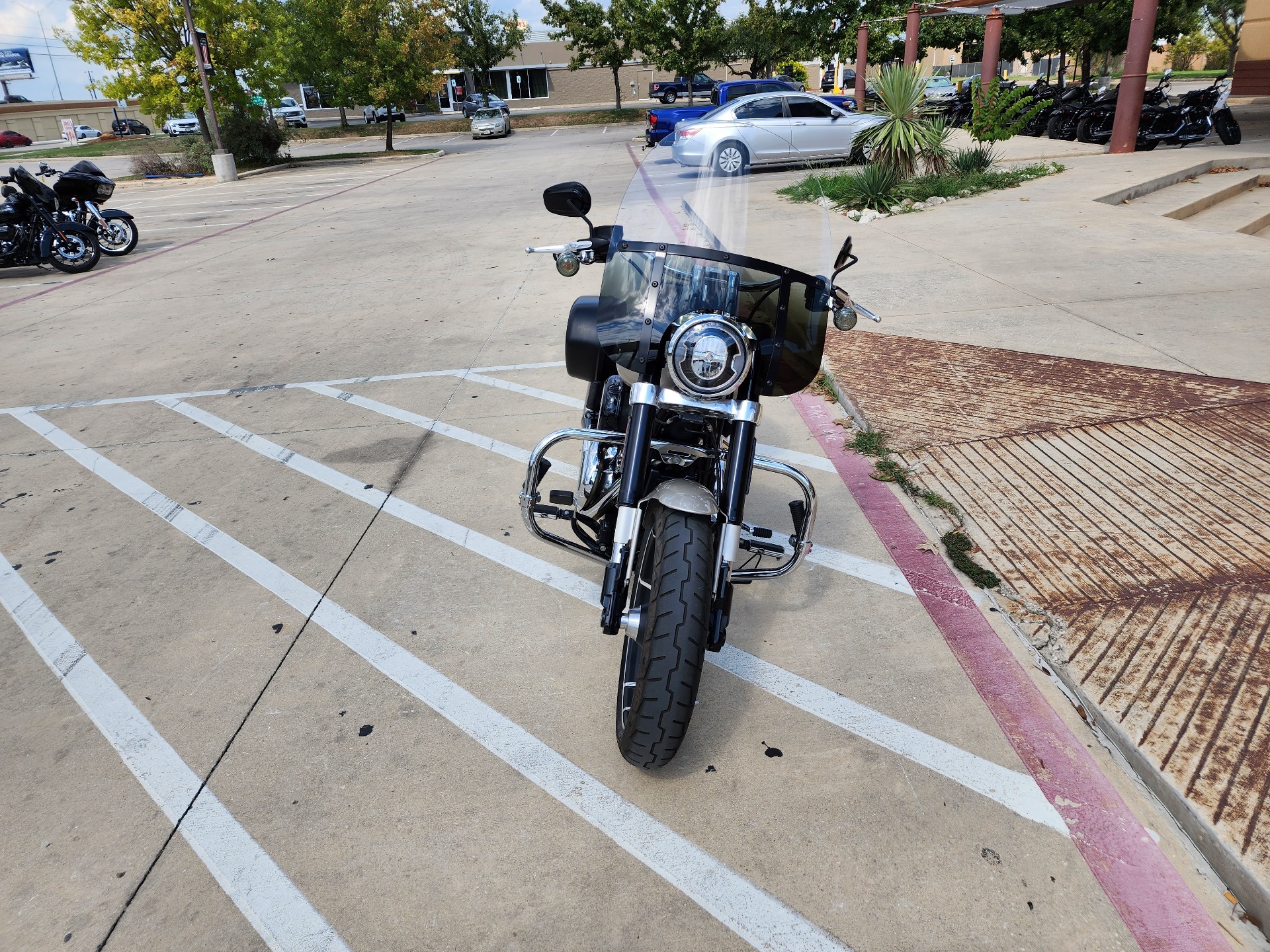 2018 Harley-Davidson Sport Glide® in San Antonio, Texas - Photo 3