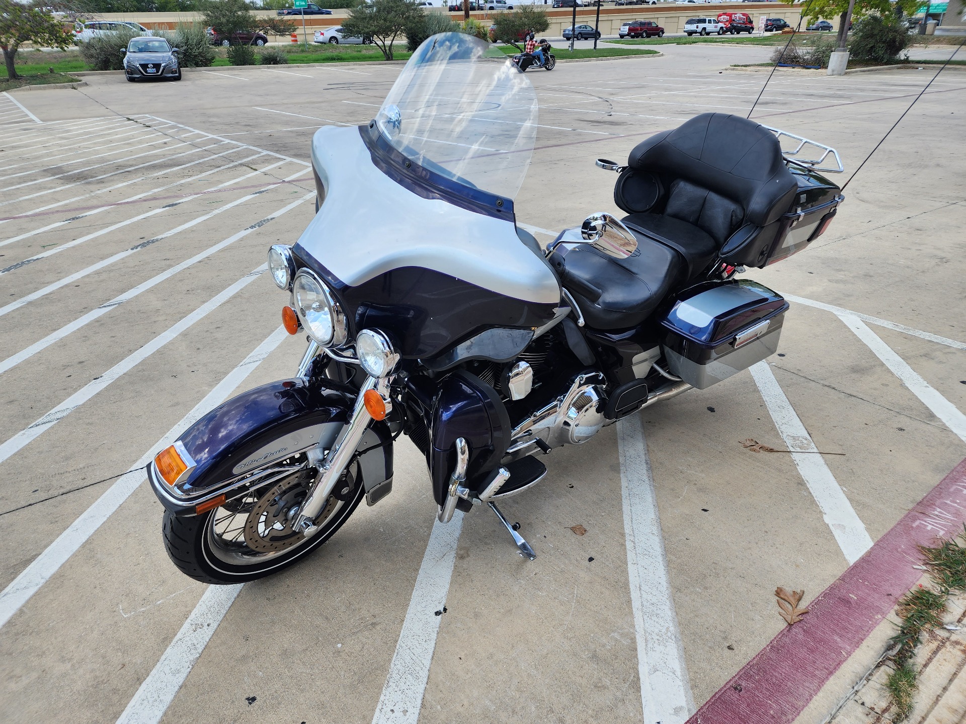 2009 Harley-Davidson Ultra Classic® Electra Glide® in San Antonio, Texas - Photo 4