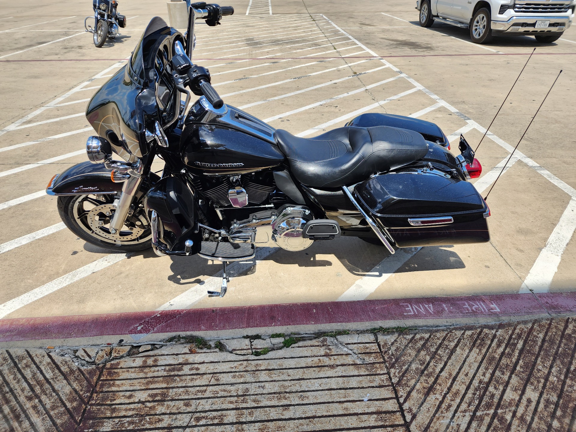 2016 Harley-Davidson Ultra Limited in San Antonio, Texas - Photo 5