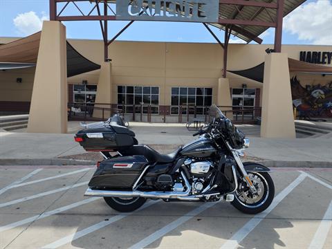 2017 Harley-Davidson Ultra Limited in San Antonio, Texas - Photo 1