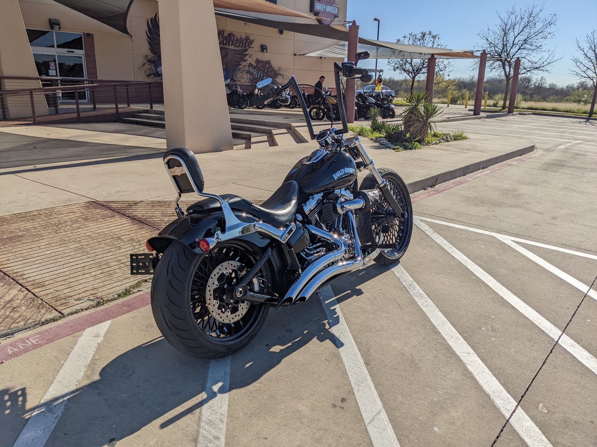 2016 Harley-Davidson Breakout® in San Antonio, Texas - Photo 8