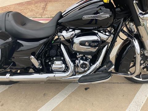 2021 Harley-Davidson Street Glide® in San Antonio, Texas - Photo 9