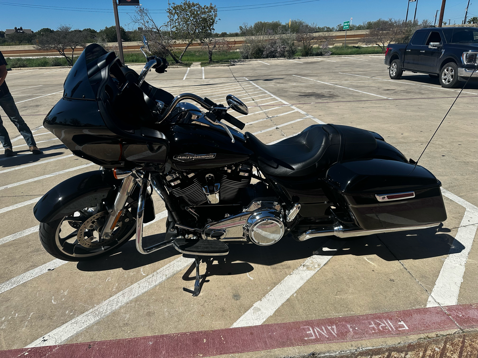 2022 Harley-Davidson Road Glide® in San Antonio, Texas - Photo 5