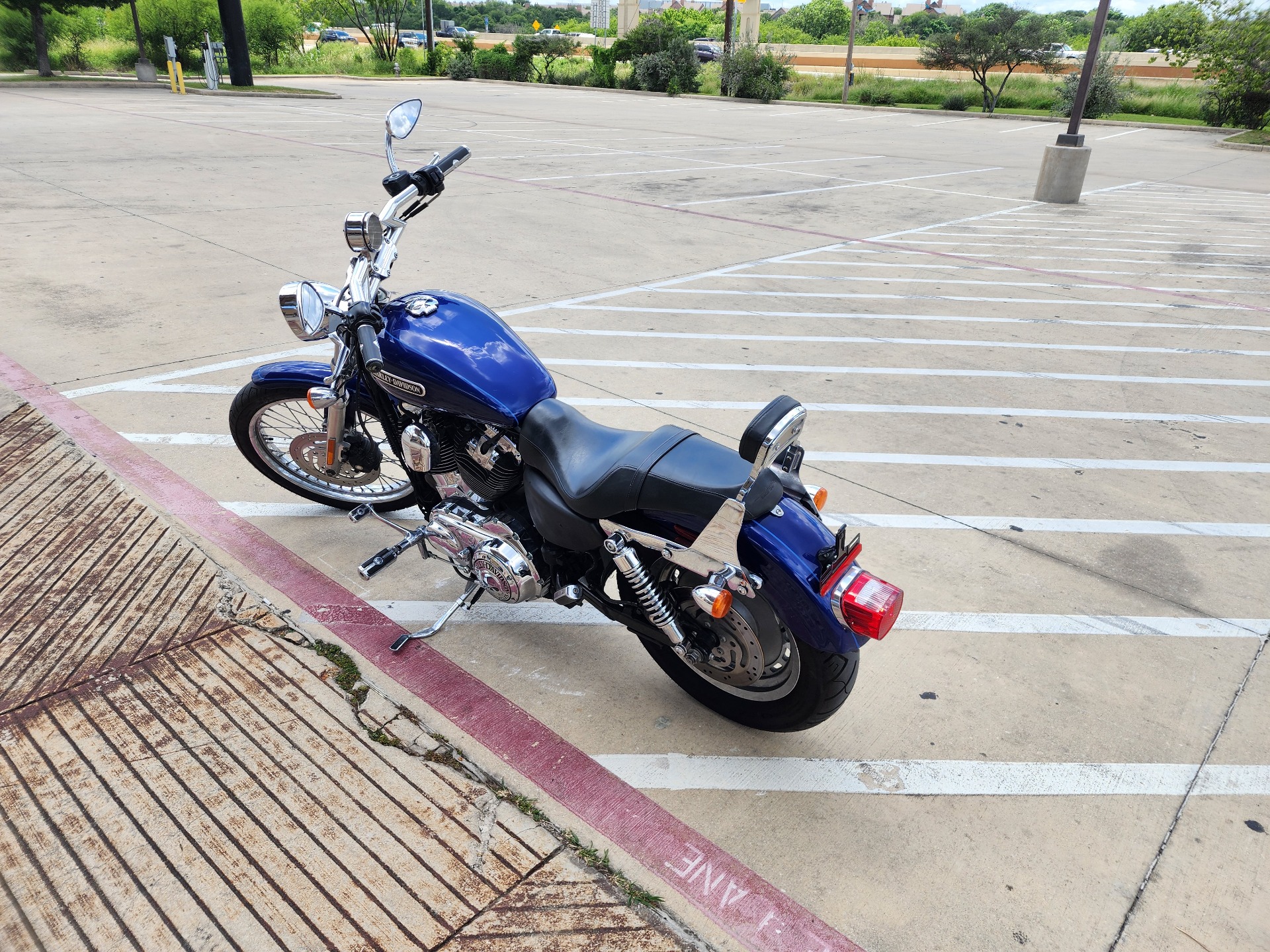 2007 Harley-Davidson XL 1200L Sportster Low in San Antonio, Texas - Photo 6