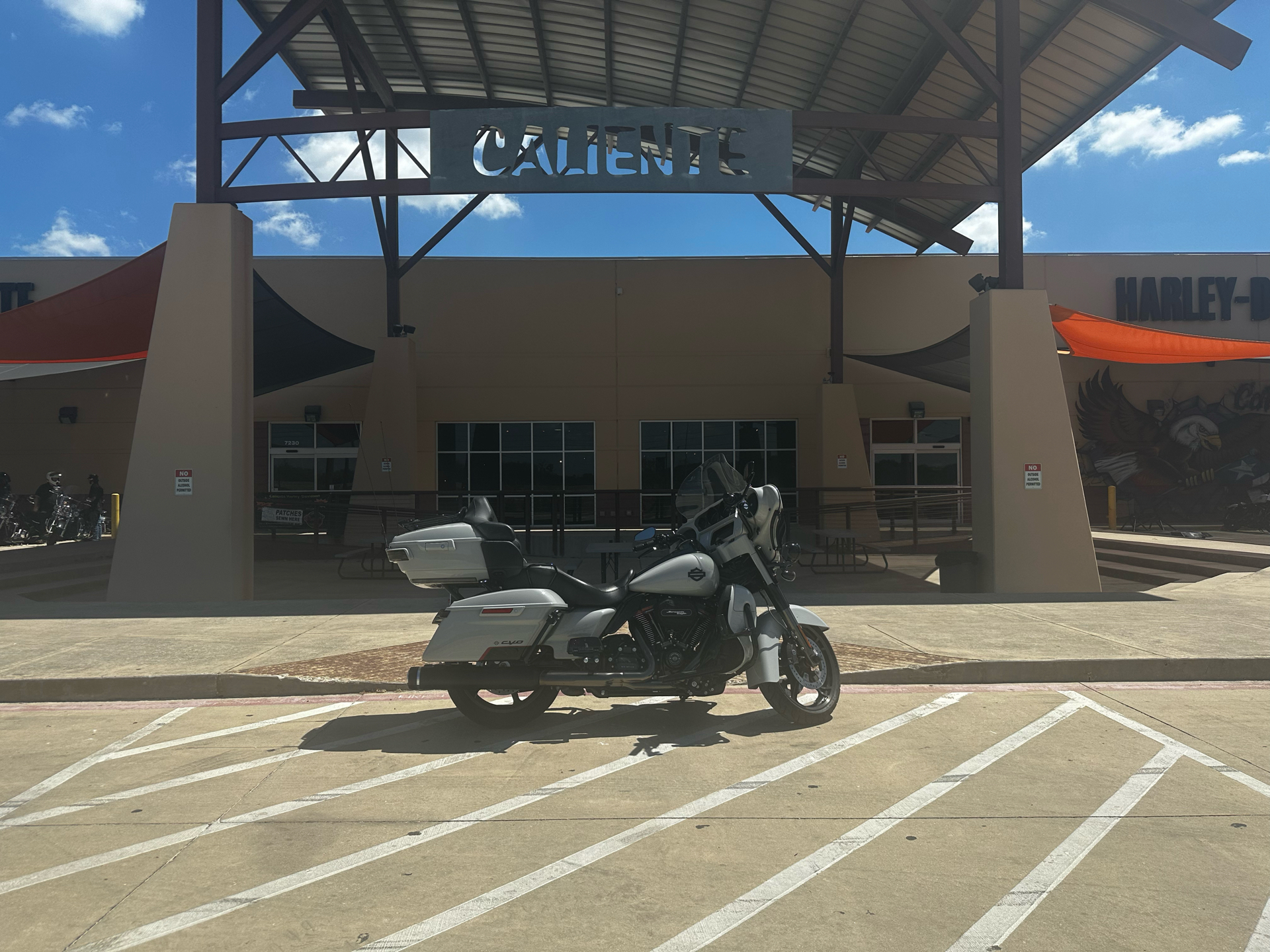 2020 Harley-Davidson CVO™ Limited in San Antonio, Texas - Photo 1