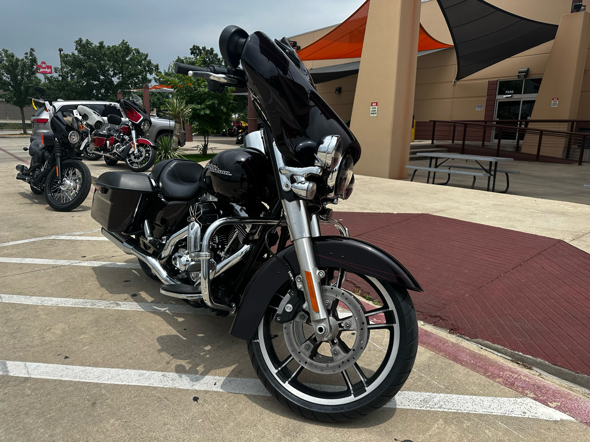 2014 Harley-Davidson Street Glide® Special in San Antonio, Texas - Photo 2