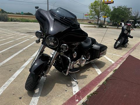 2014 Harley-Davidson Street Glide® Special in San Antonio, Texas - Photo 4