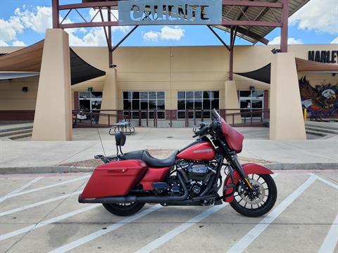 2019 Harley-Davidson Street Glide® Special in San Antonio, Texas - Photo 1