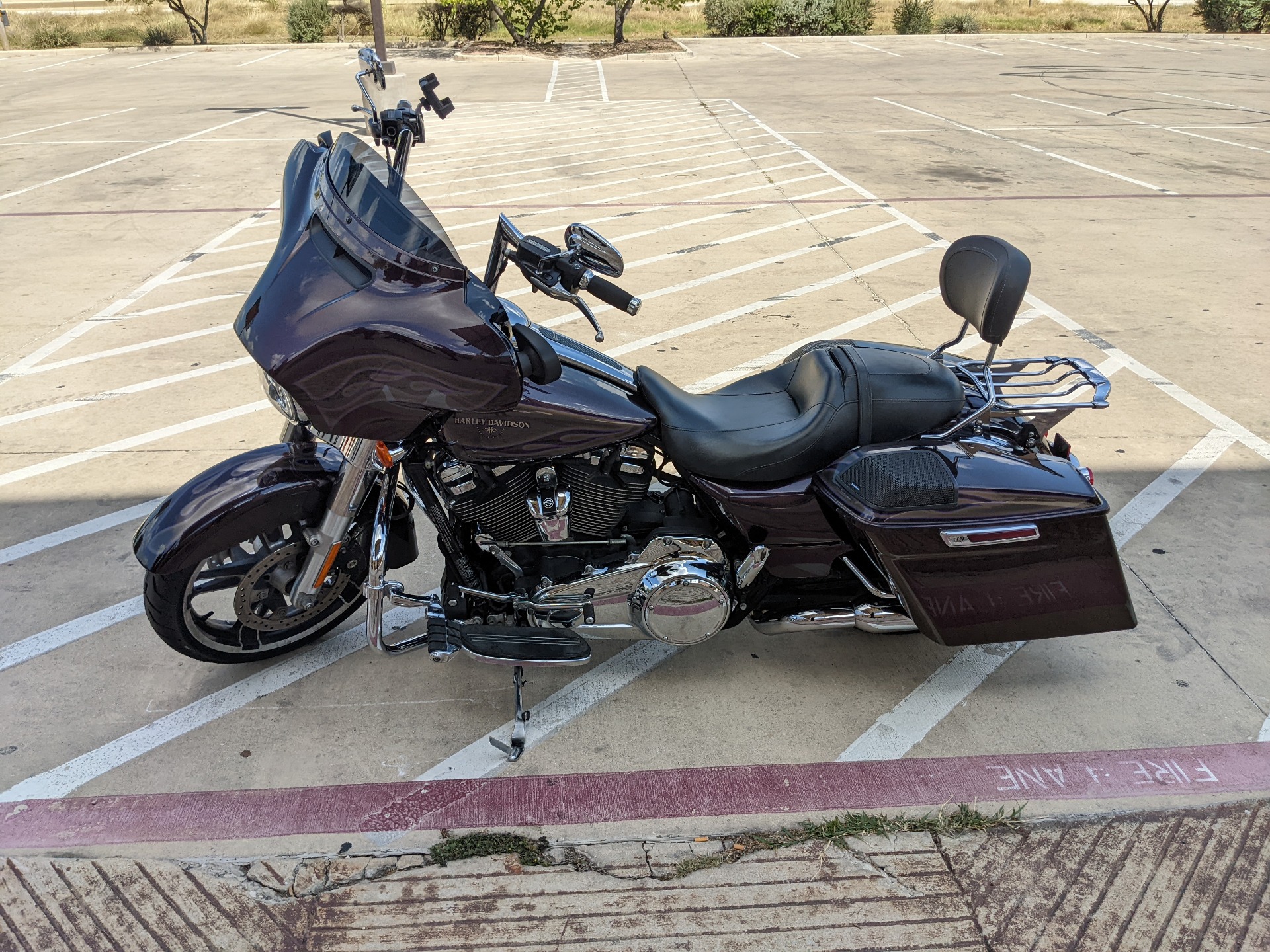 2017 Harley-Davidson Street Glide® Special in San Antonio, Texas - Photo 5