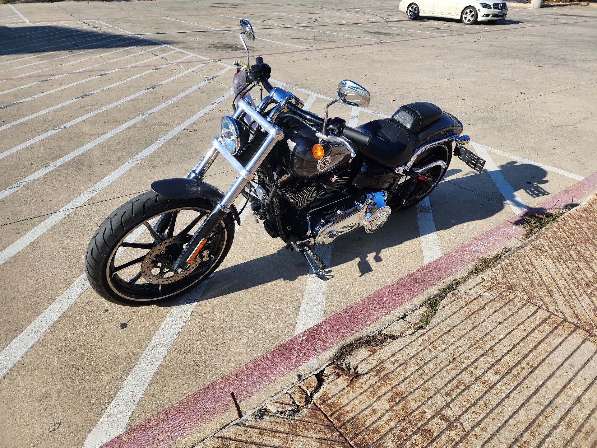 2015 Harley-Davidson Breakout® in San Antonio, Texas - Photo 4