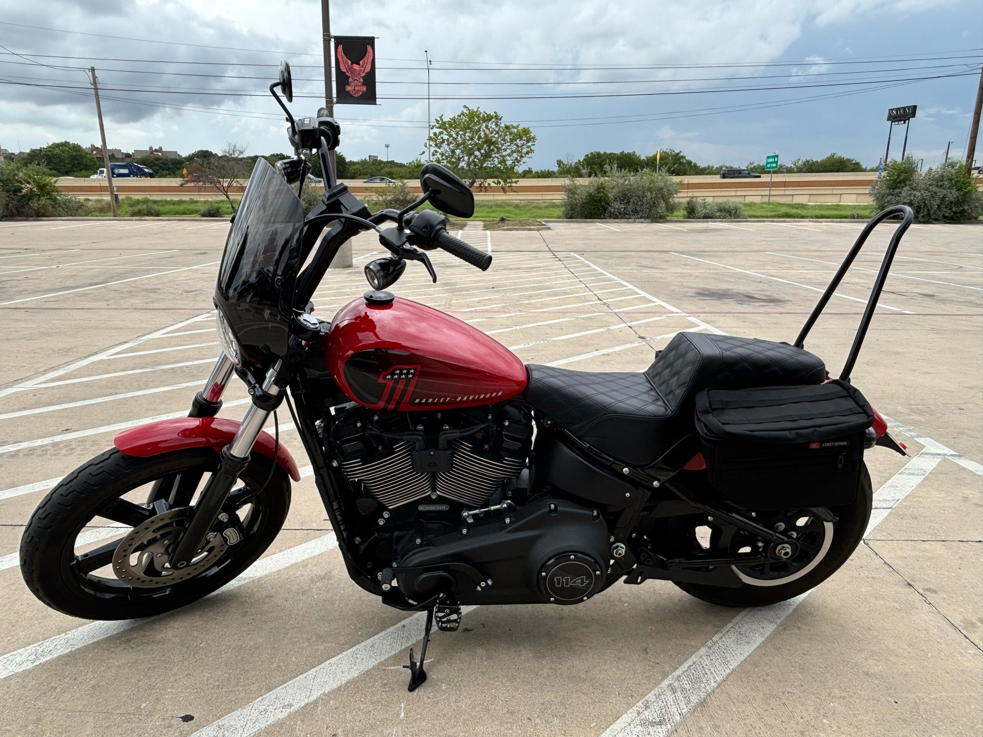 2022 Harley-Davidson Street Bob® 114 in San Antonio, Texas - Photo 5