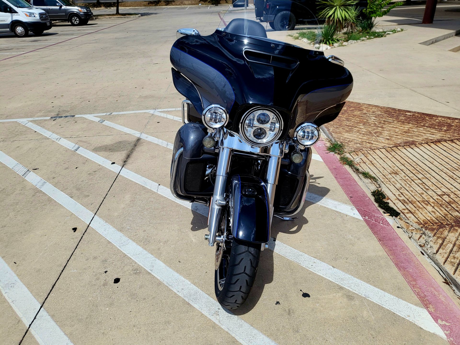 2021 Harley-Davidson Ultra Limited in San Antonio, Texas - Photo 3