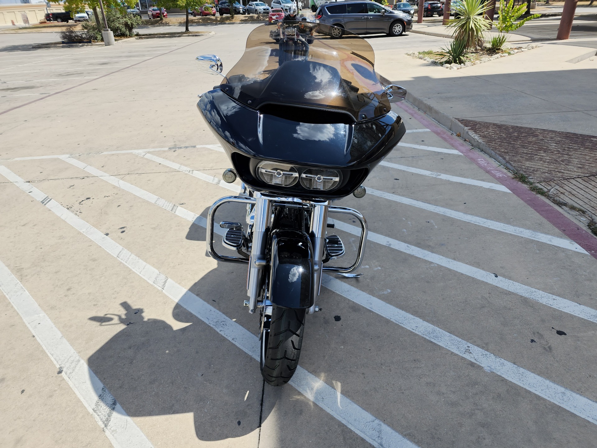 2019 Harley-Davidson Road Glide® in San Antonio, Texas - Photo 3