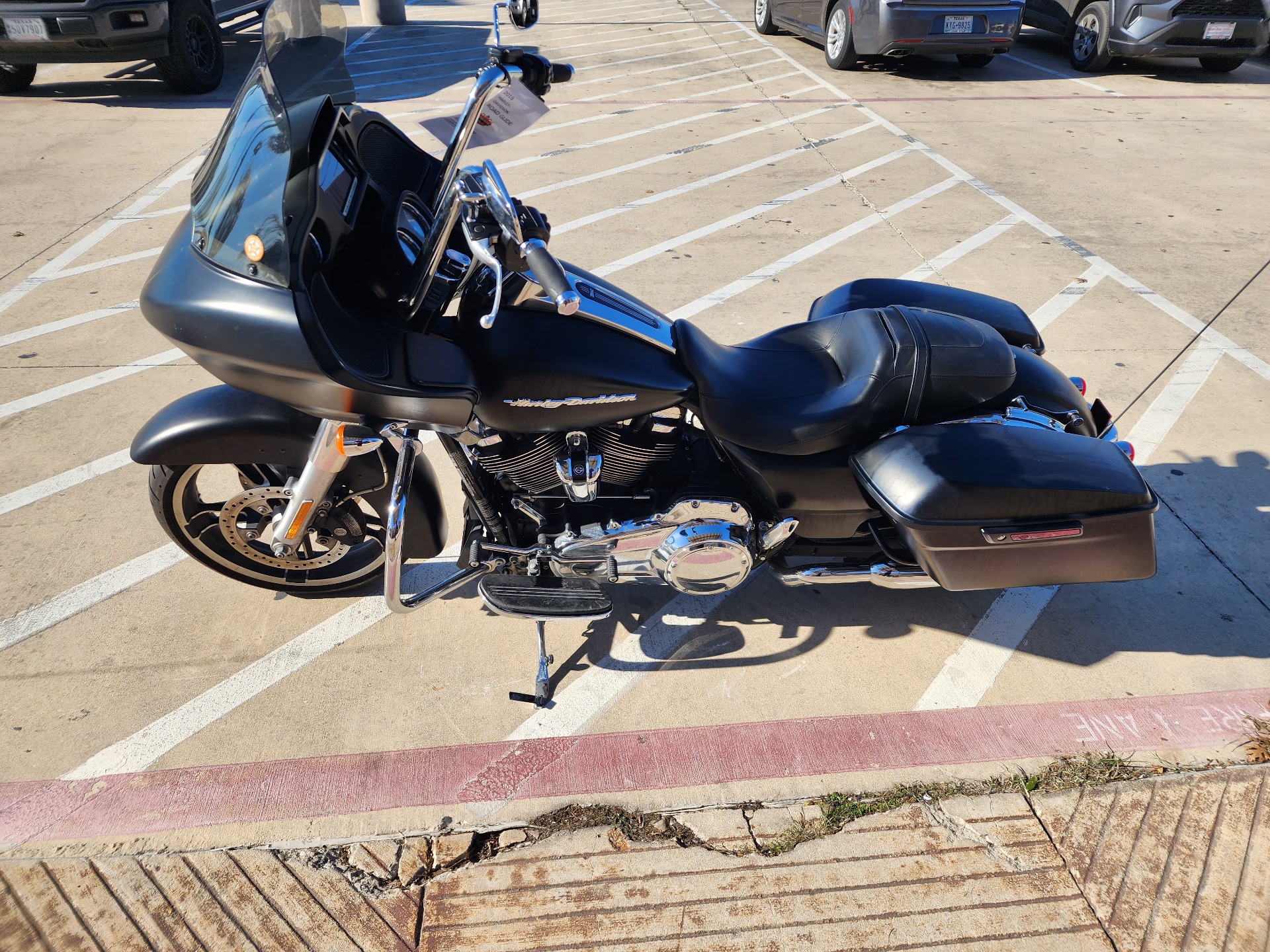 2018 Harley-Davidson Road Glide® in San Antonio, Texas - Photo 5