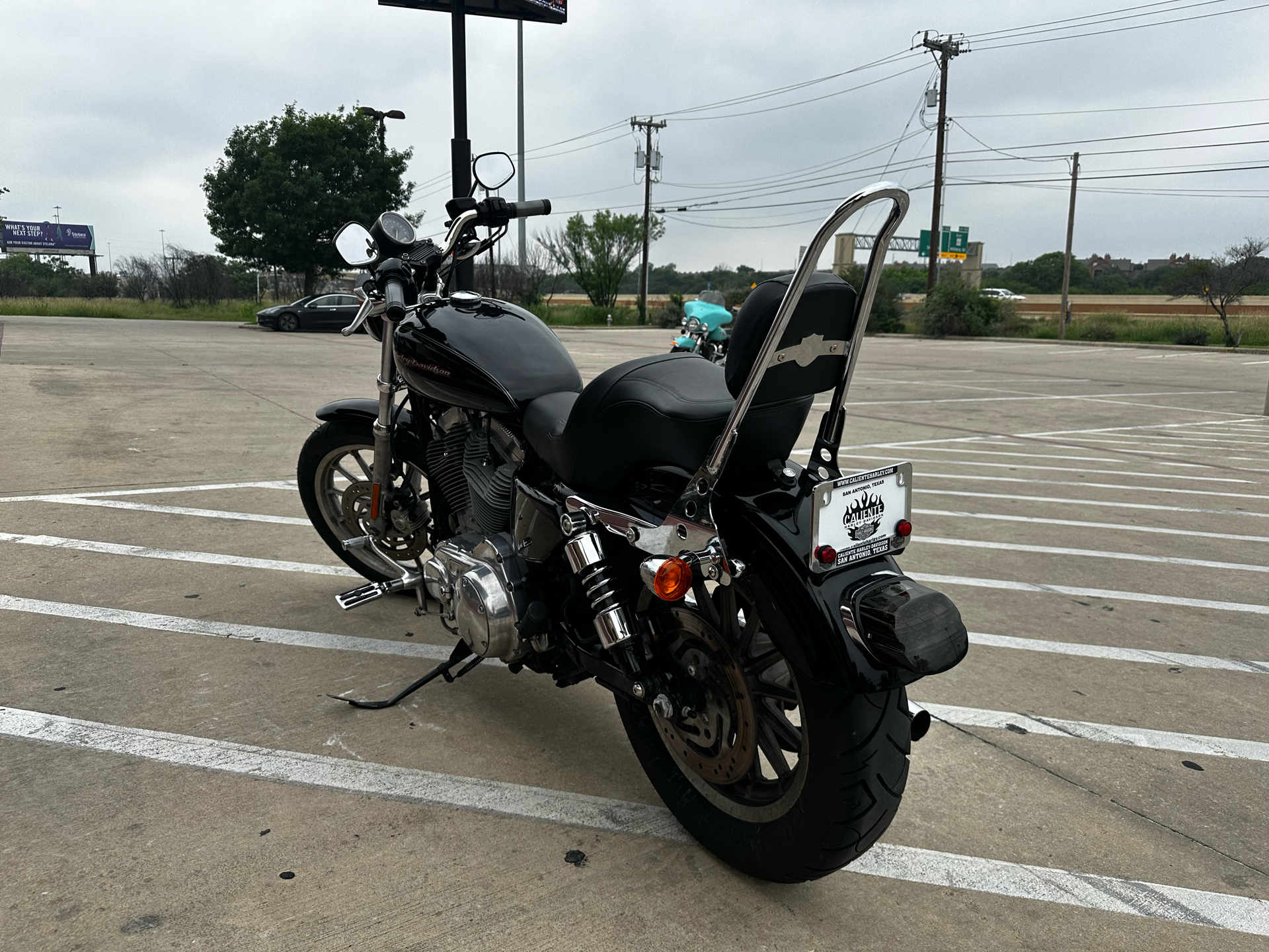 2008 Harley-Davidson Sportster 883 Custom in San Antonio, Texas - Photo 6
