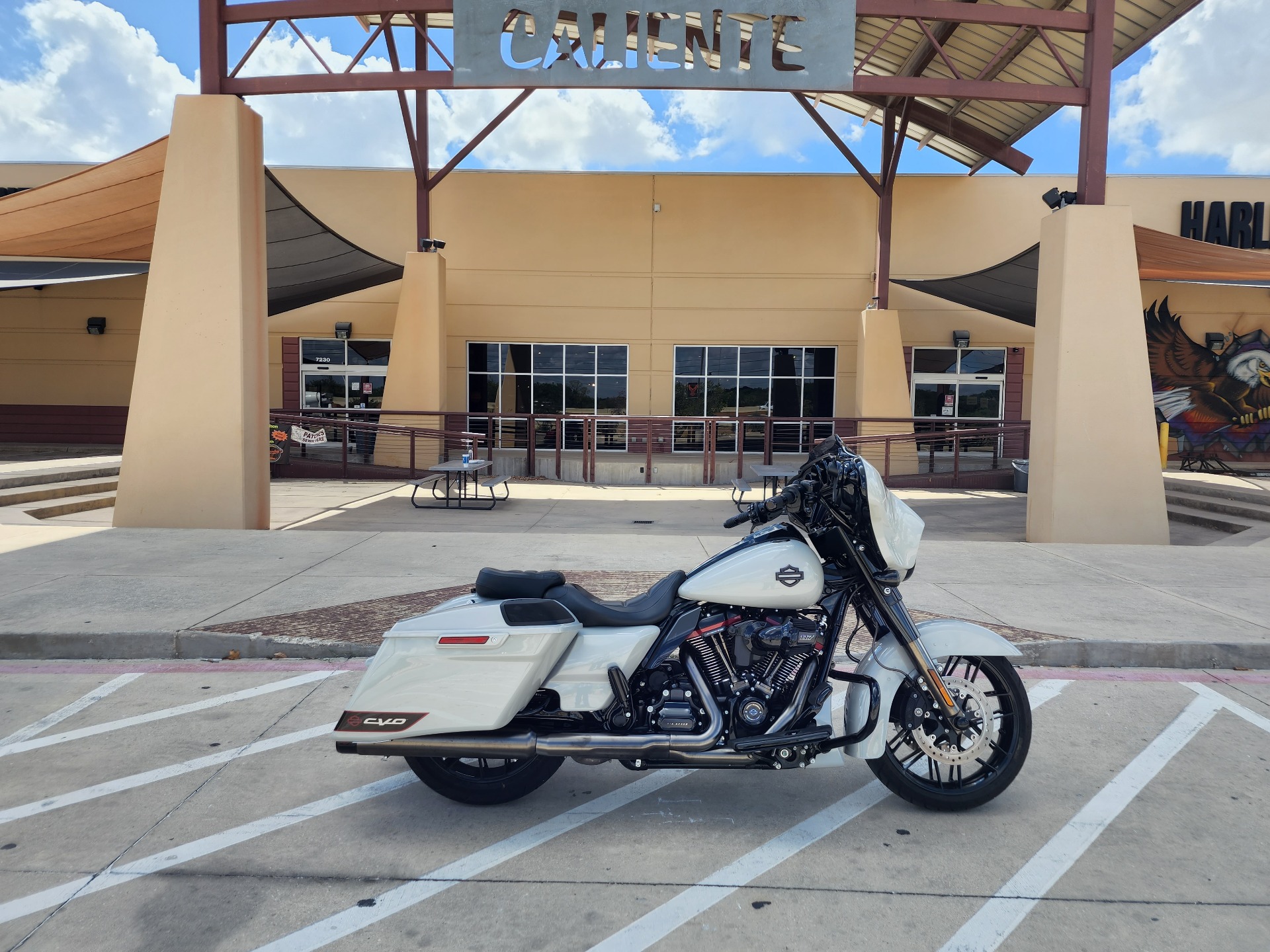 2020 Harley-Davidson CVO™ Street Glide® in San Antonio, Texas - Photo 1