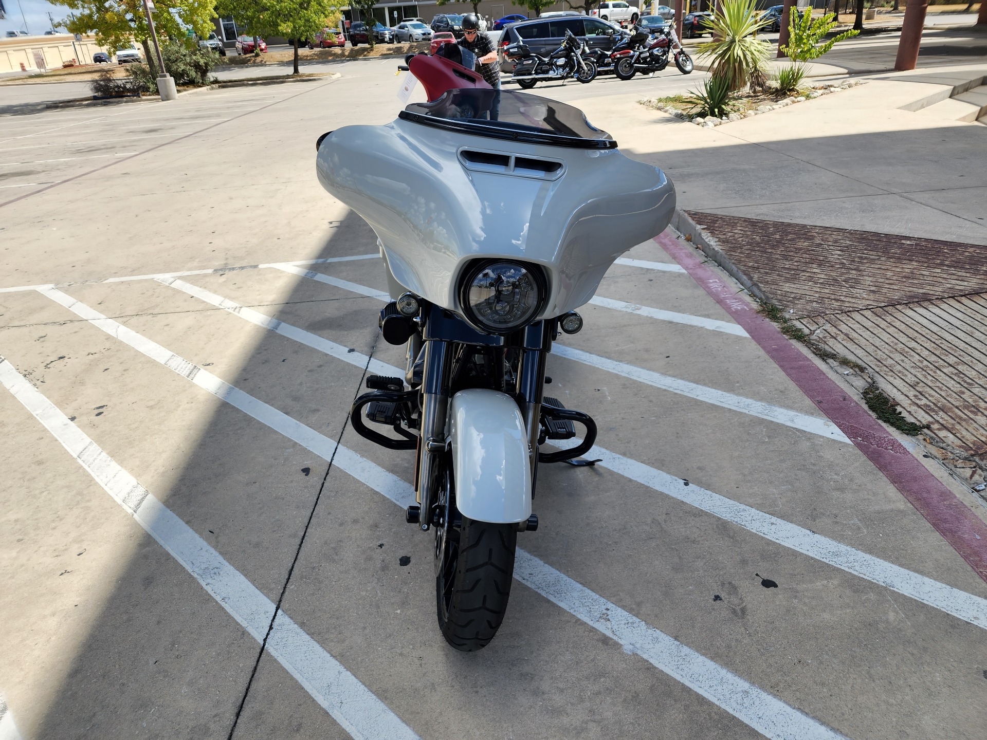 2020 Harley-Davidson CVO™ Street Glide® in San Antonio, Texas - Photo 3
