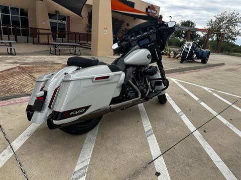 2020 Harley-Davidson CVO™ Street Glide® in San Antonio, Texas - Photo 8