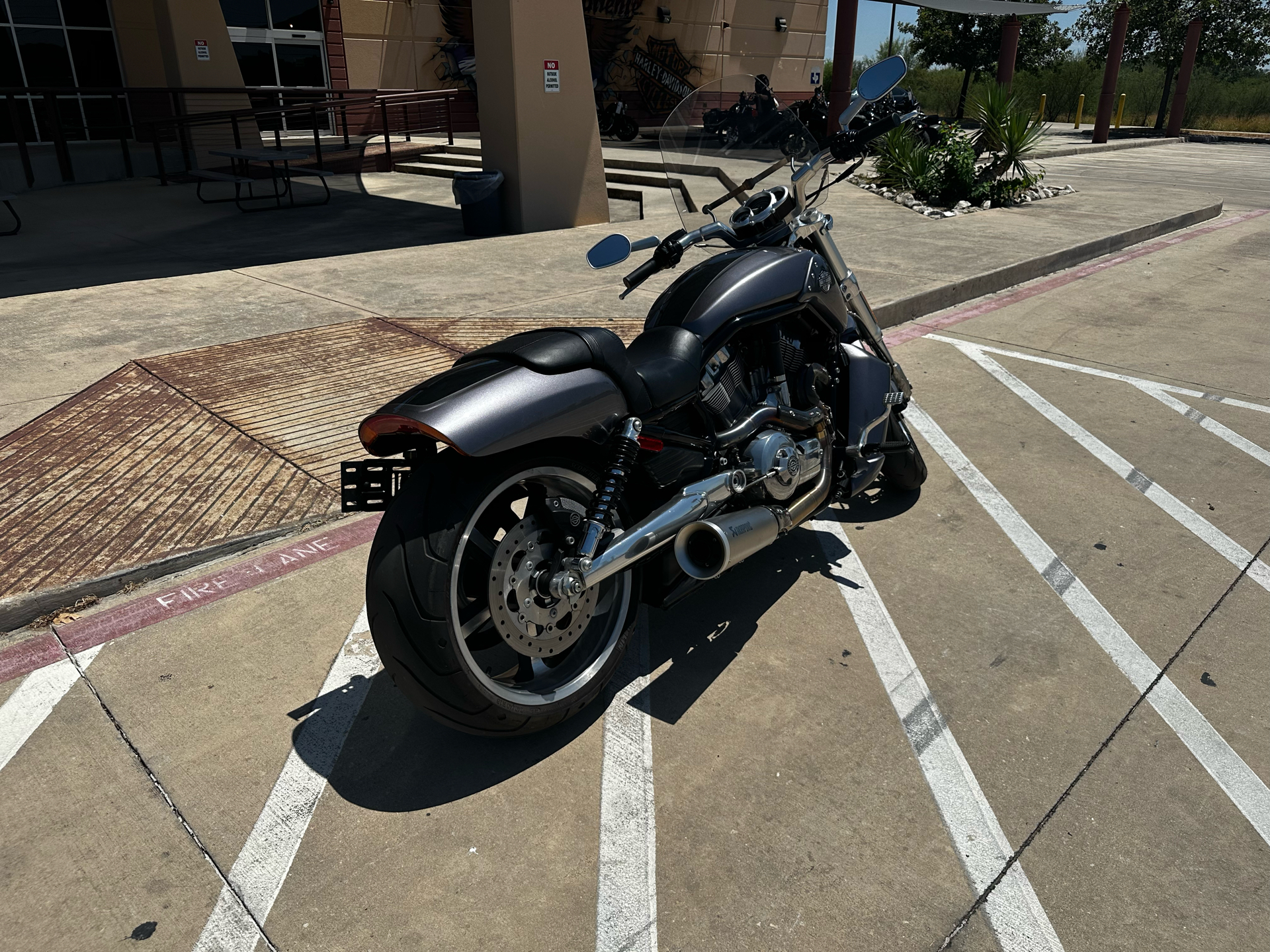 2014 Harley-Davidson V-Rod Muscle® in San Antonio, Texas - Photo 8