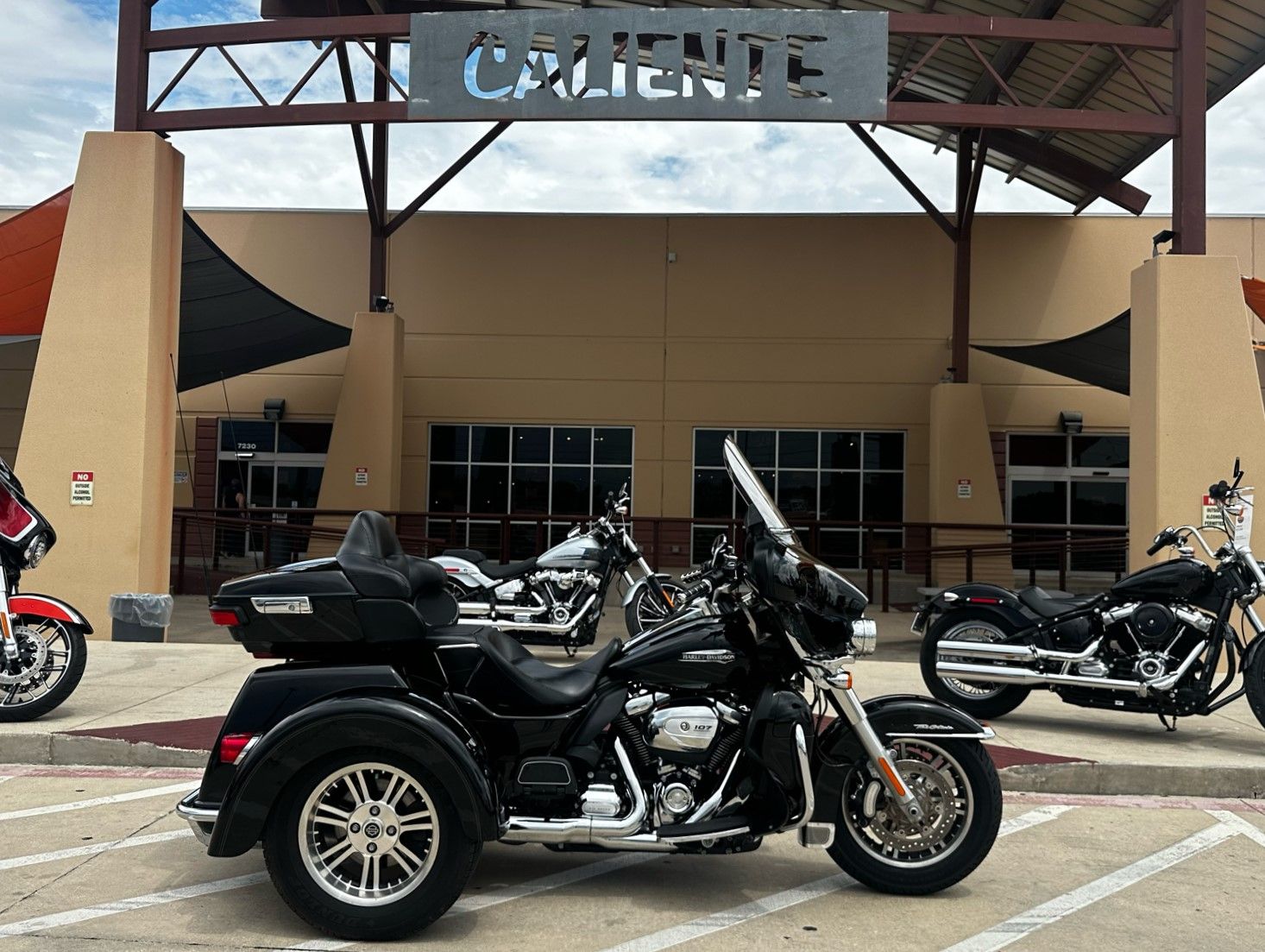 2018 Harley-Davidson Tri Glide® Ultra in San Antonio, Texas - Photo 1