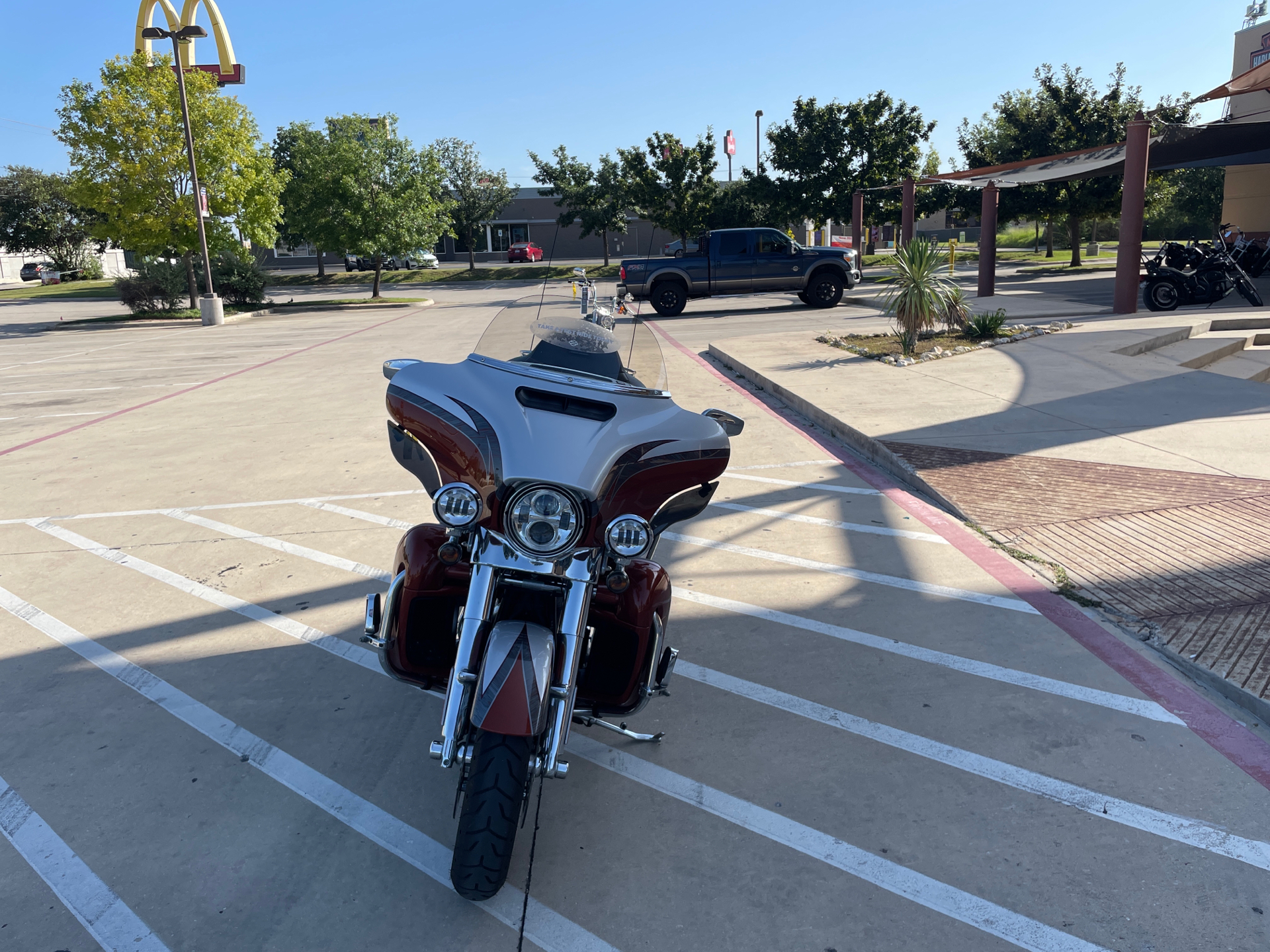2014 Harley-Davidson CVO™ Limited in San Antonio, Texas - Photo 3