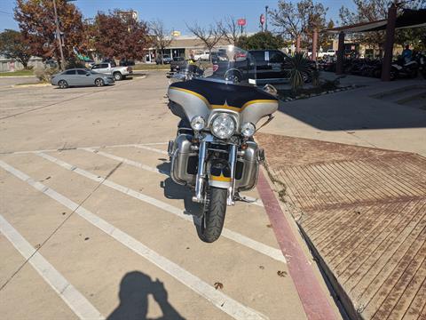 2012 Harley-Davidson CVO™ Ultra Classic® Electra Glide® in San Antonio, Texas - Photo 3