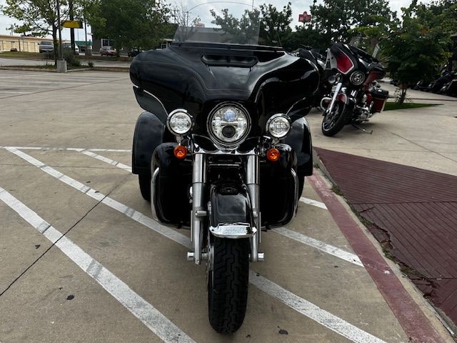 2024 Harley-Davidson Tri Glide® Ultra in San Antonio, Texas - Photo 2