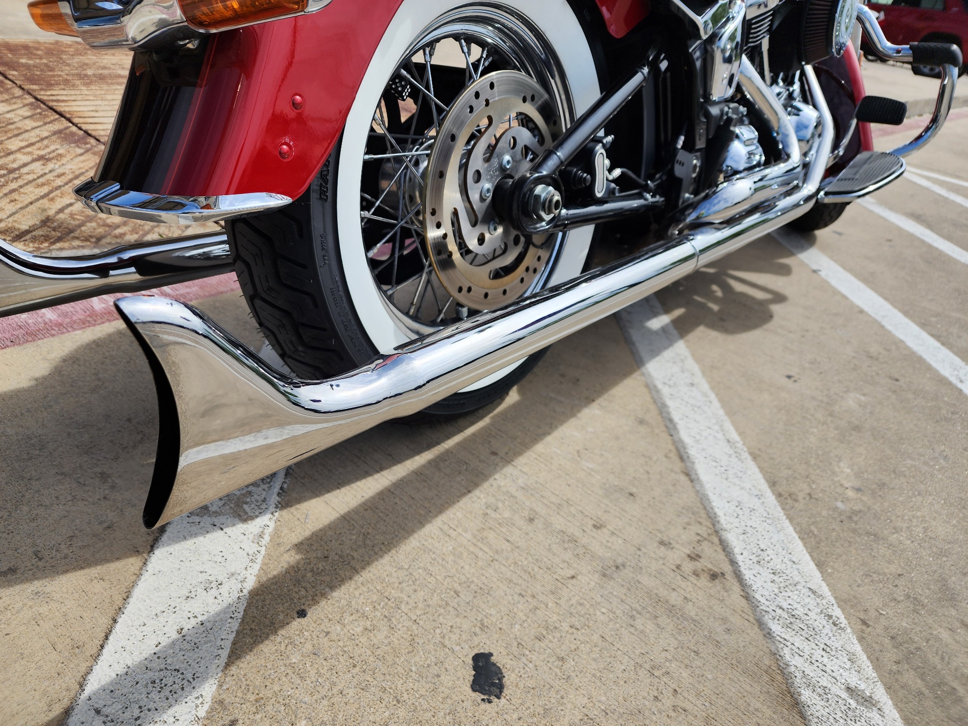 2019 Harley-Davidson Deluxe in San Antonio, Texas - Photo 9