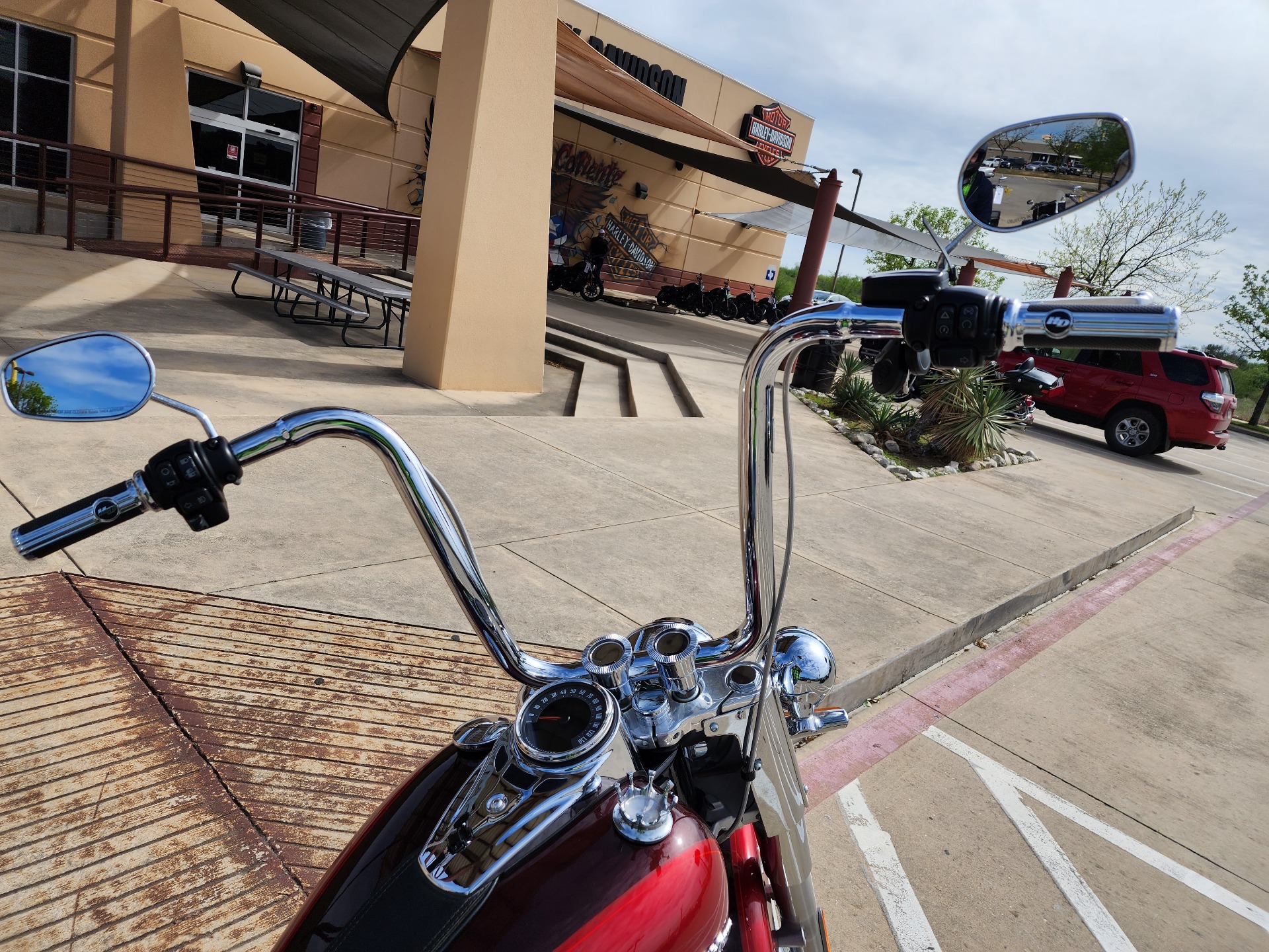 2019 Harley-Davidson Deluxe in San Antonio, Texas - Photo 11