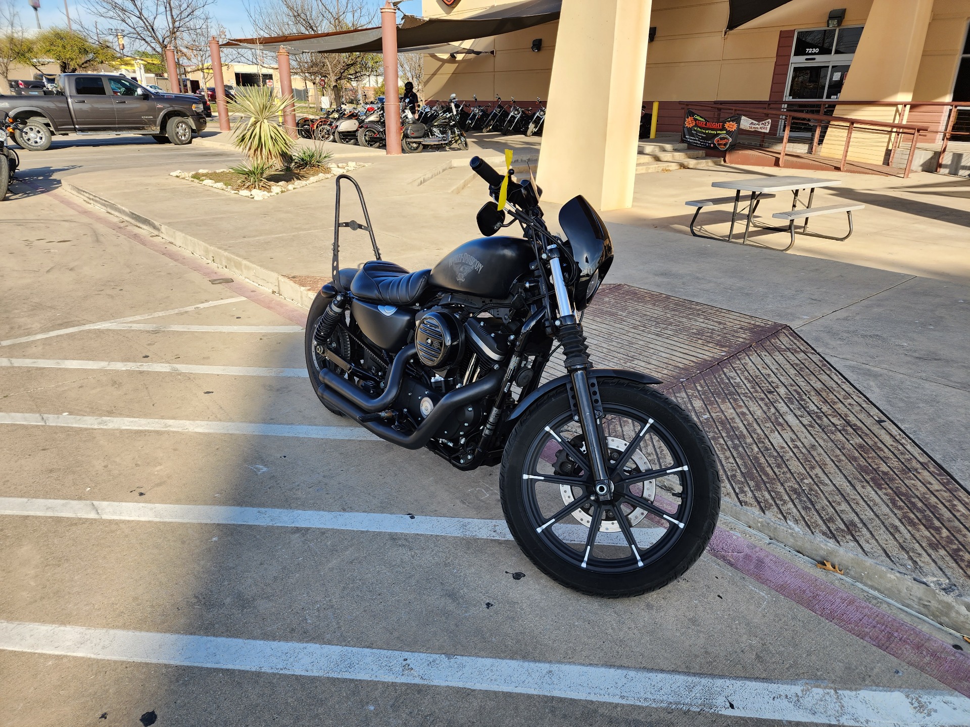 2016 Harley-Davidson Iron 883™ in San Antonio, Texas - Photo 2