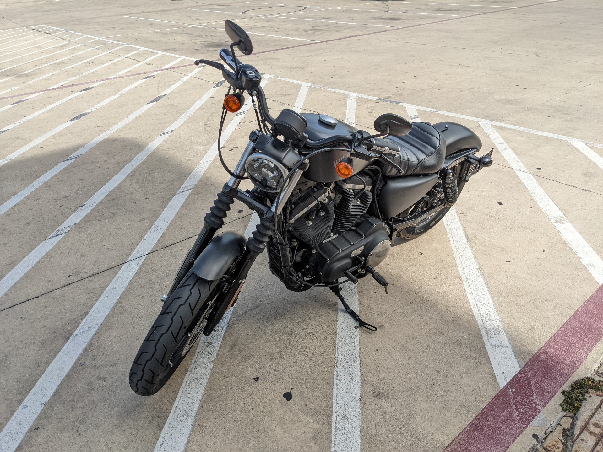 2016 Harley-Davidson Iron 883™ in San Antonio, Texas - Photo 4