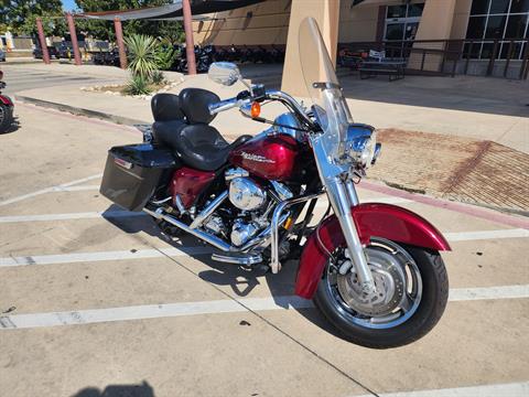 2004 Harley-Davidson FLHRS/FLHRSI Road King® Custom in San Antonio, Texas - Photo 2